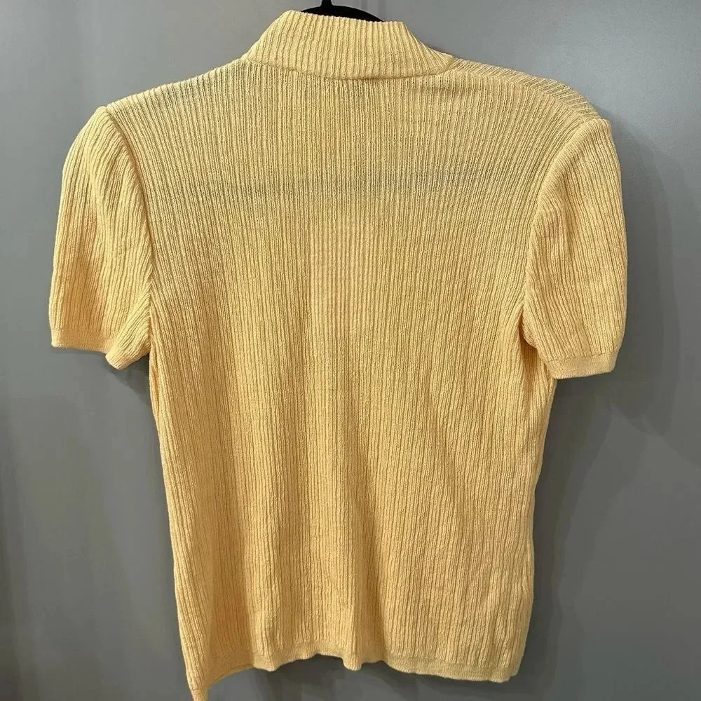 St. John Collection Shirt Yellow Ribbed Shirt Mock Neck Short Sleeve Size Medium - Picture 5 of 6